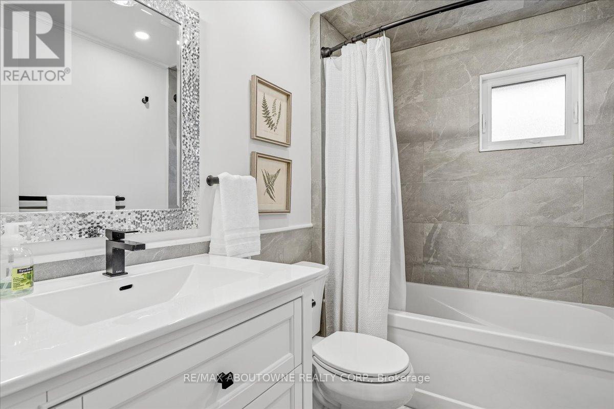 1399 Cobbler Lane, Oakville, Ontario  L6M 3C1 - Photo 25 - W13111750