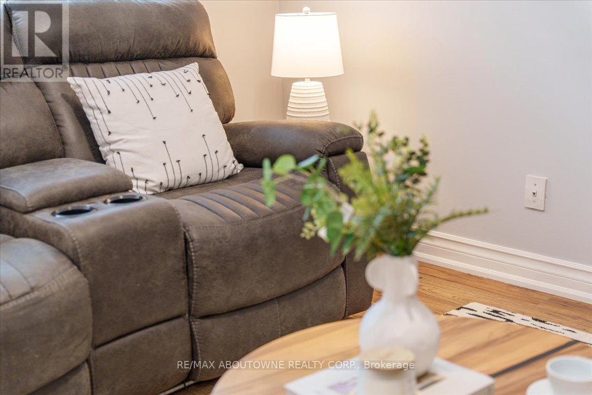 1399 Cobbler Lane, Oakville, Ontario  L6M 3C1 - Photo 35 - W13111750