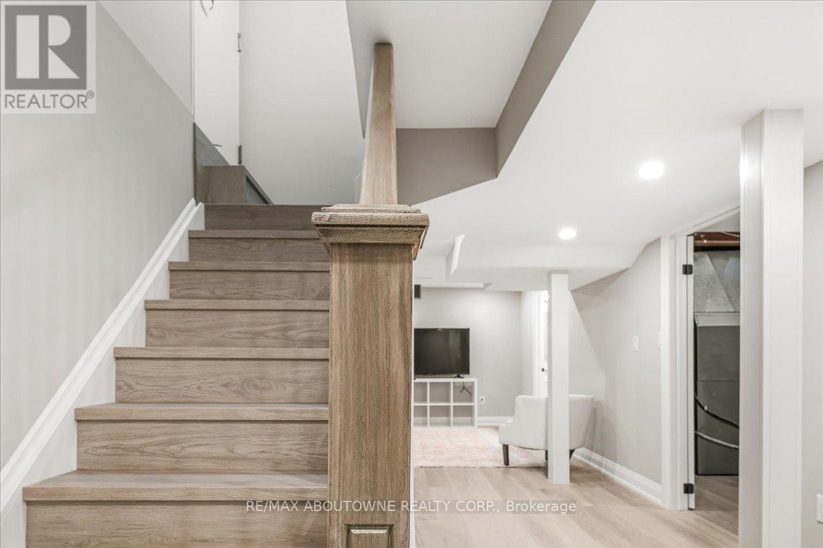 1399 Cobbler Lane, Oakville, Ontario  L6M 3C1 - Photo 36 - W13111750