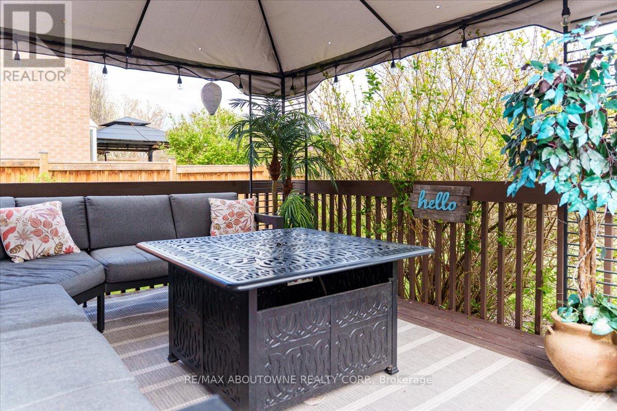1399 Cobbler Lane, Oakville, Ontario  L6M 3C1 - Photo 43 - W13111750