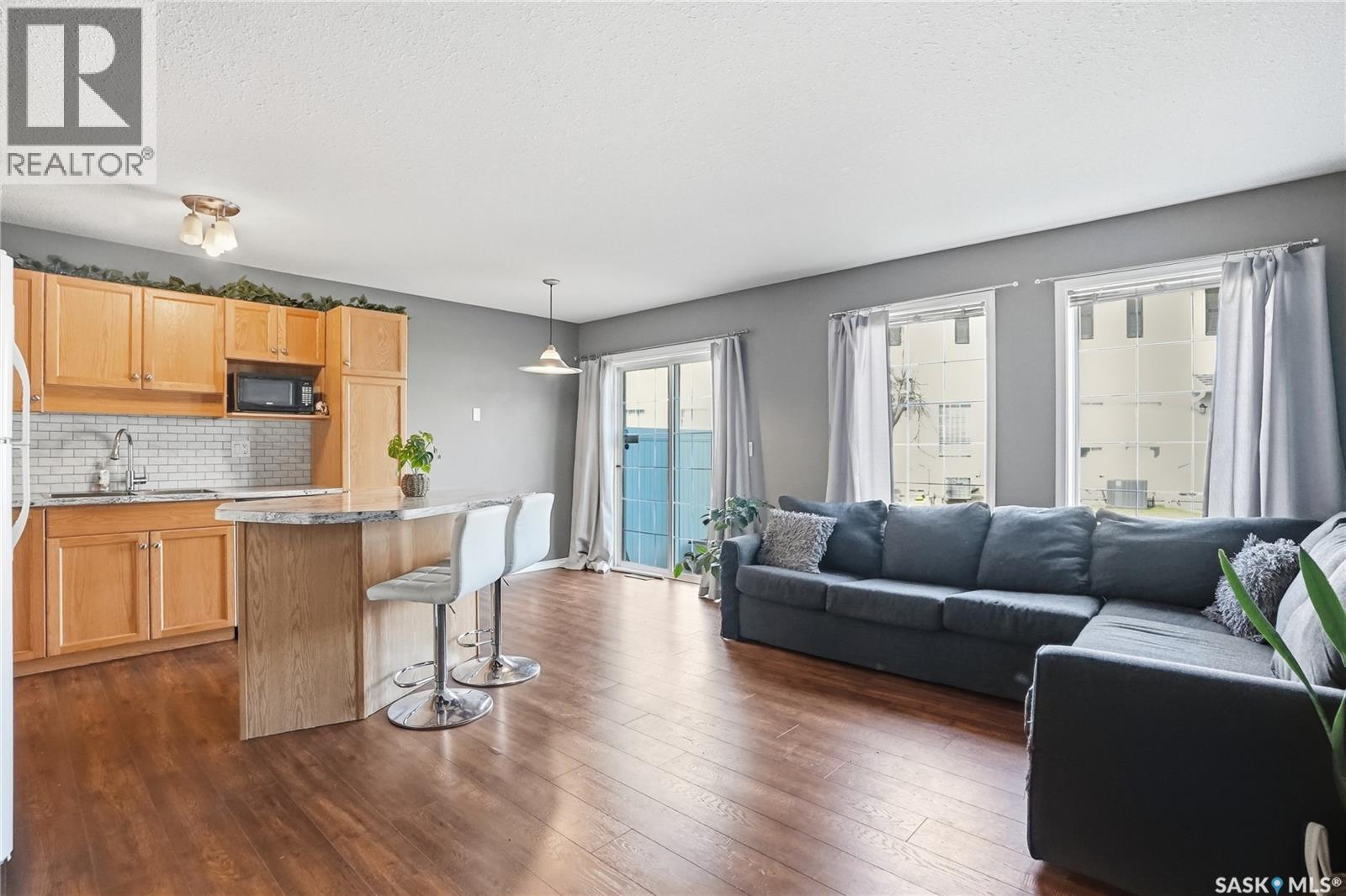 81 103 Banyan Crescent, Saskatoon, Saskatchewan  S7V 1G4 - Photo 4 - SK035582