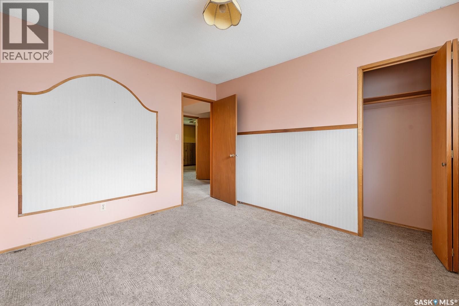 1426 Southam Street, Regina, Saskatchewan  S4T 6T7 - Photo 13 - SK035526