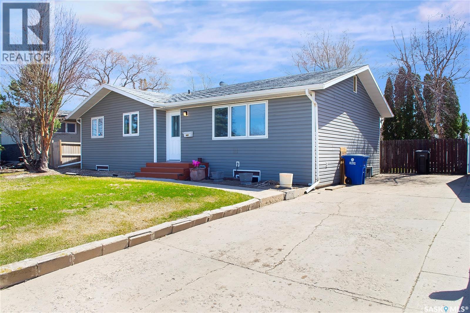 3024 14th Street E, Saskatoon, Saskatchewan  S7H 0B4 - Photo 3 - SK035344