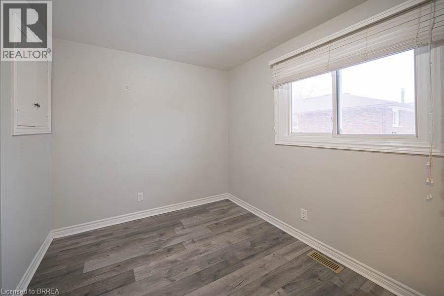 45 Buckingham Street, Brantford, Ontario  N3R 3B2 - Photo 13 - 40828996