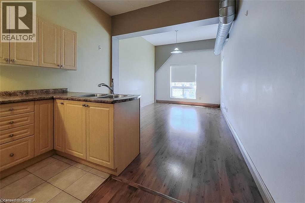 150 Colborne Street Unit# 201, Brantford, Ontario  N3G 2T6 - Photo 4 - 40828712