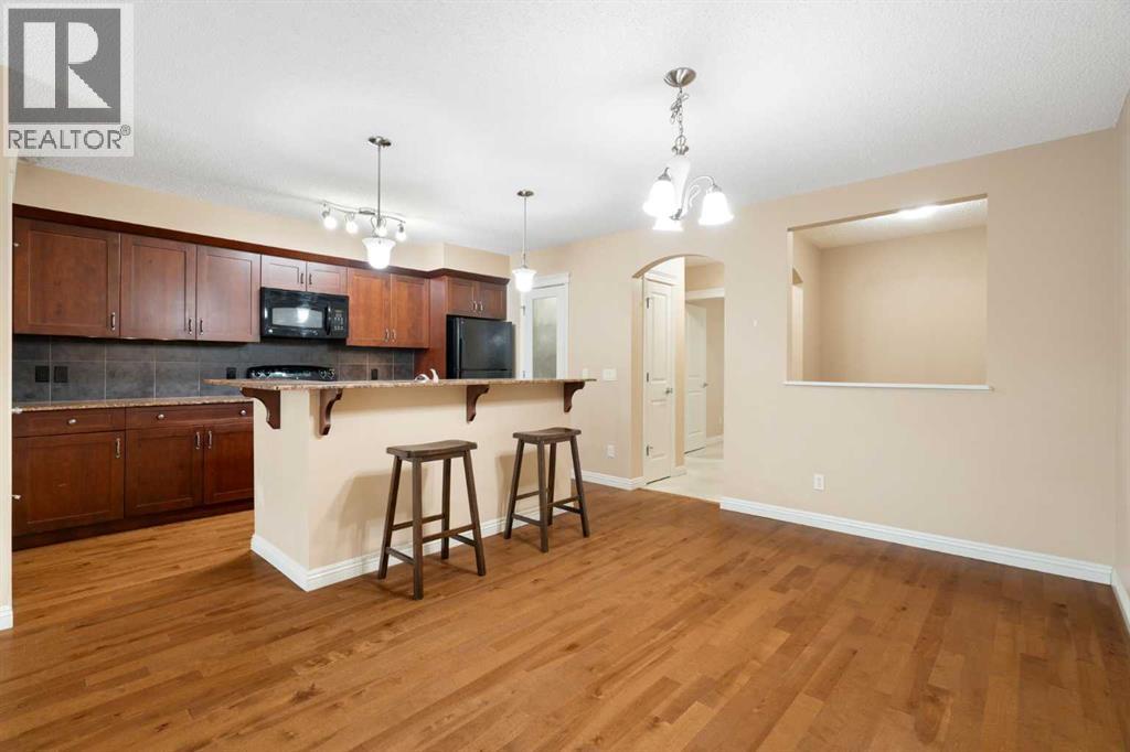 30 Mike Ralph Way SW, Calgary, Alberta T3E 0H8 - Photo 6 - A2307454