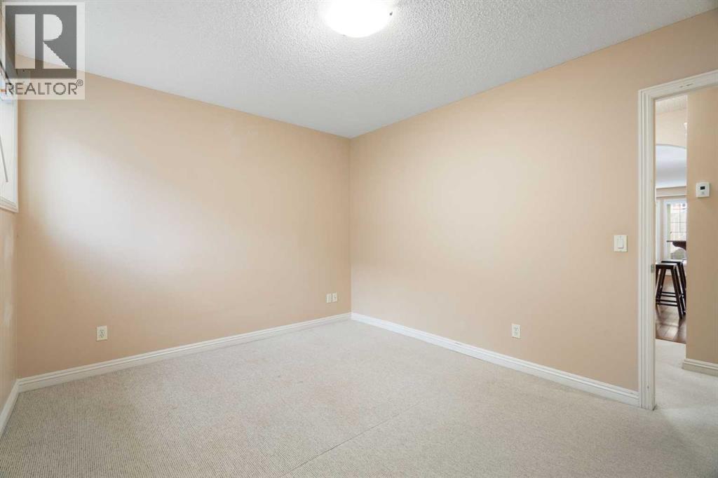 30 Mike Ralph Way SW, Calgary, Alberta T3E 0H8 - Photo 23 - A2307454