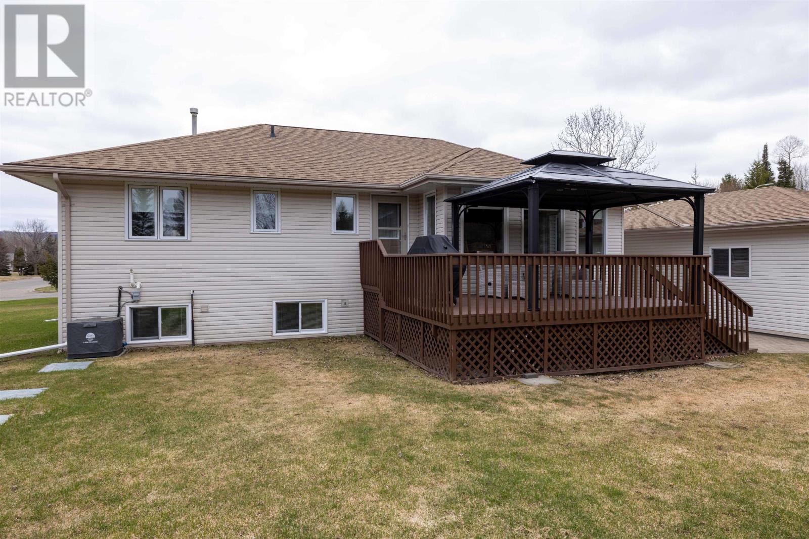 2168 Southcliff Pl, Thunder Bay, Ontario  P7J 1H4 - Photo 39 - TB2600980