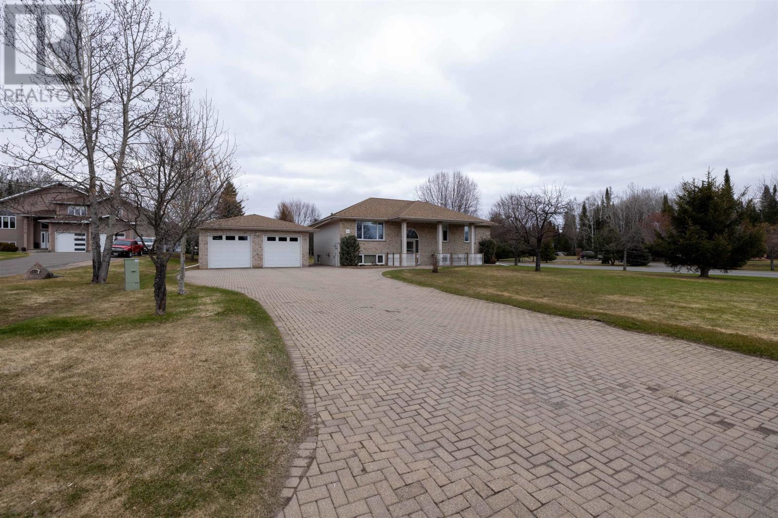 2168 Southcliff Pl, Thunder Bay, Ontario  P7J 1H4 - Photo 46 - TB2600980