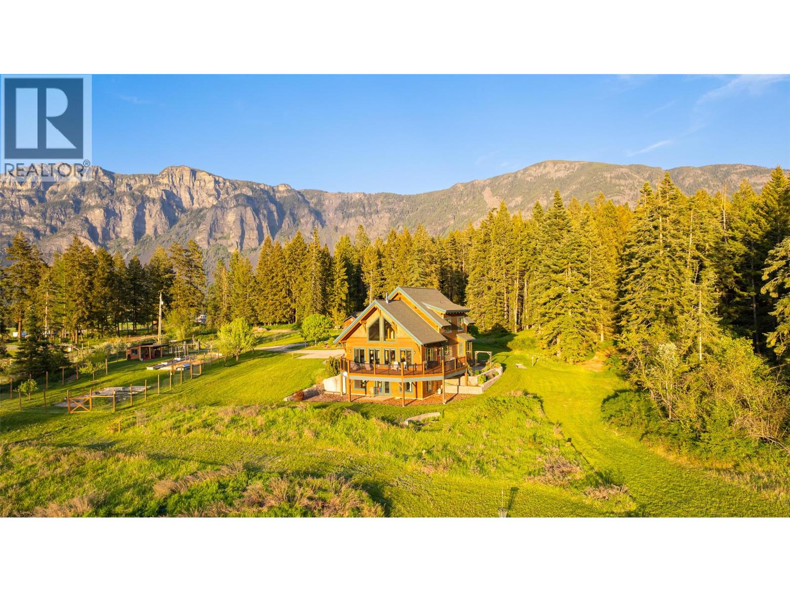 3681 8th Street, Creston, British Columbia V0B 1G2 - Photo 82 - 10384498