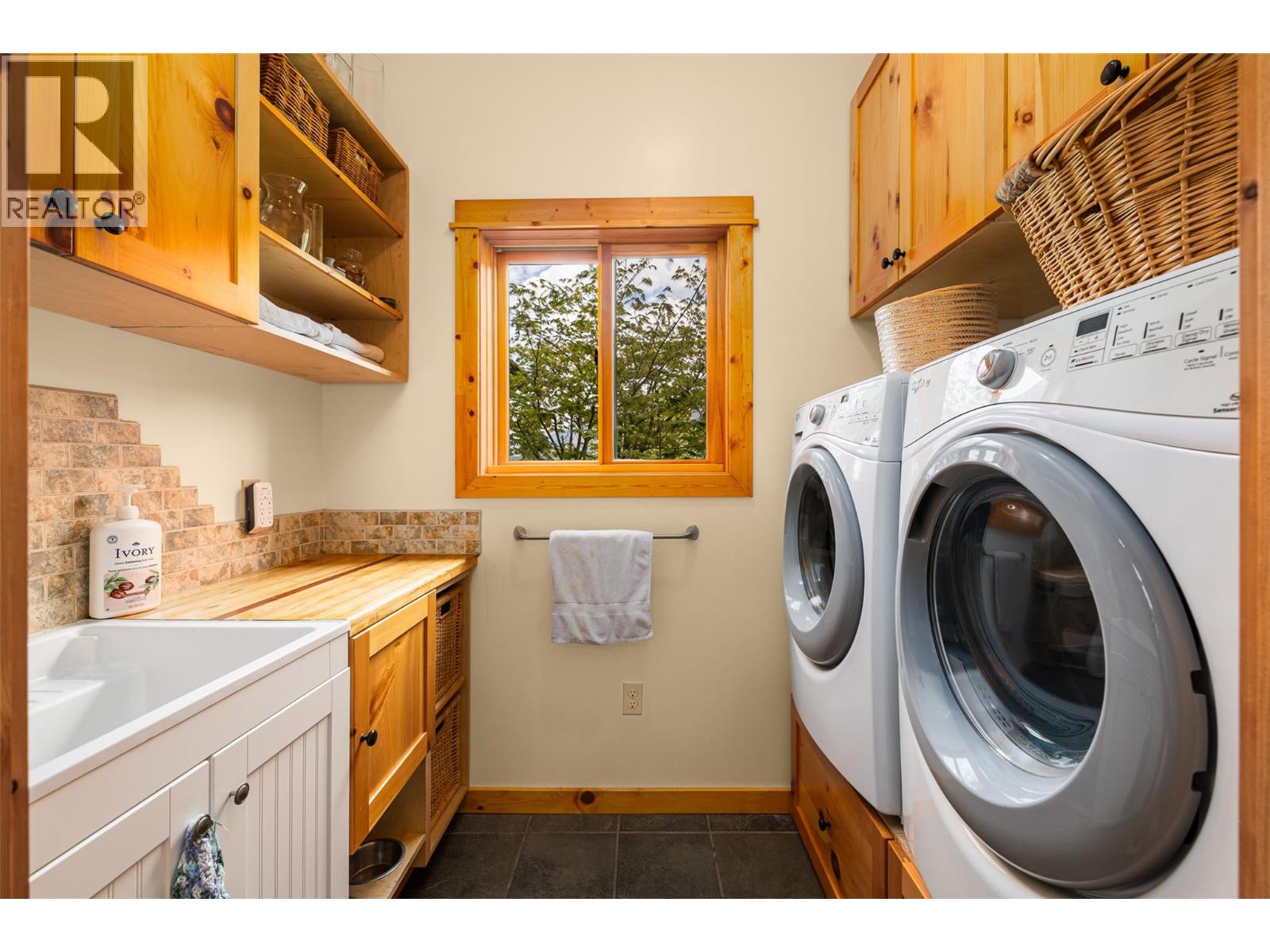 3681 8th Street, Creston, British Columbia V0B 1G2 - Photo 29 - 10384498
