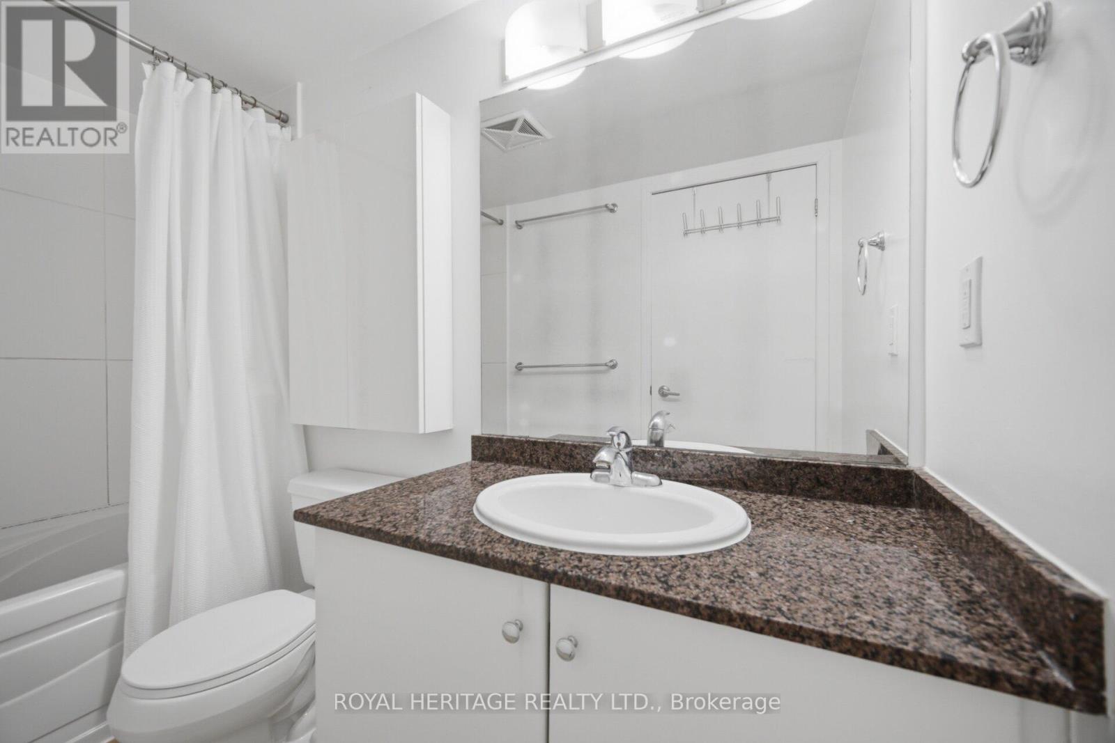611 - 12 Yonge Street, Toronto, Ontario M5E 1Z9 - Photo 14 - C13041604