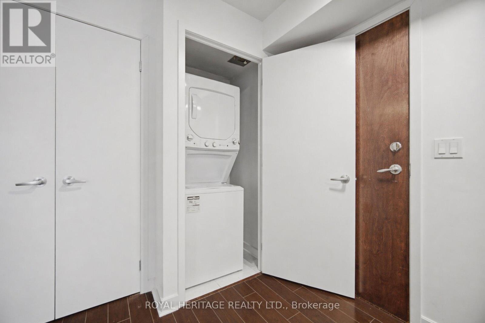 611 - 12 Yonge Street, Toronto, Ontario M5E 1Z9 - Photo 8 - C13041604
