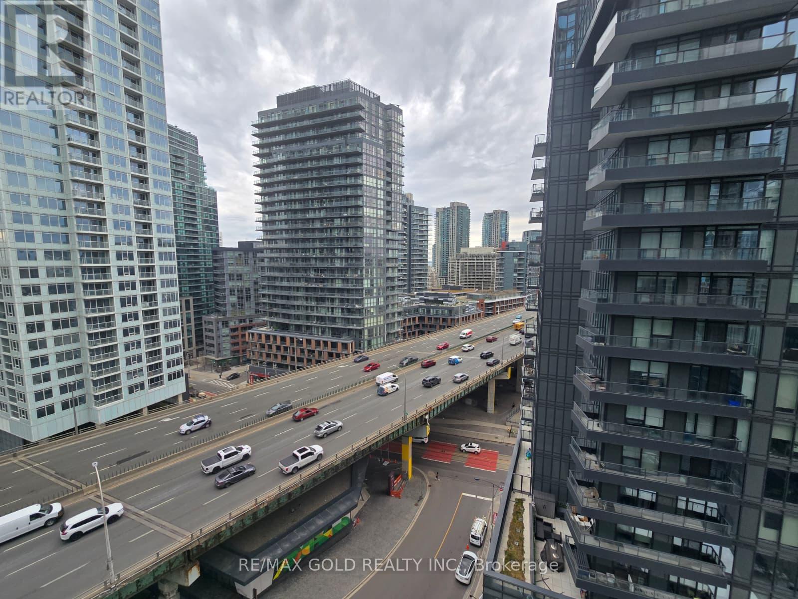 1603 - 70 Queens Wharf Road, Toronto, Ontario M5V 0J2 - Photo 16 - C13092234