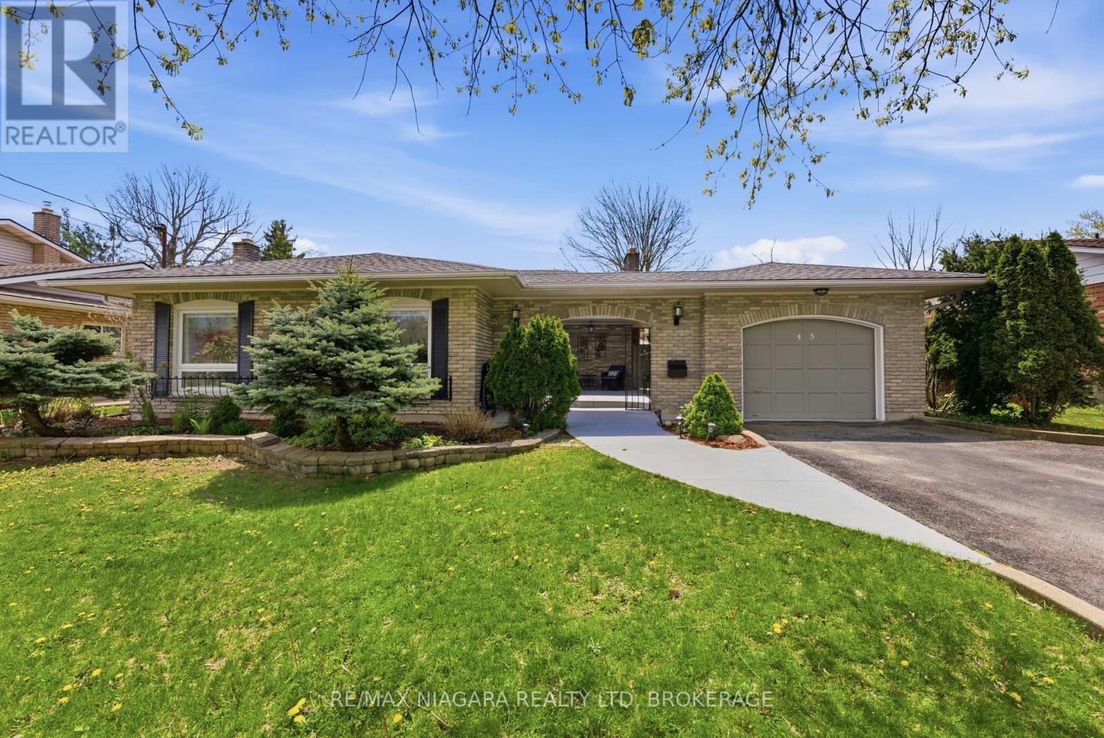 45 Lindbergh Drive, Fort Erie, Ontario  L2A 2Z6 - Photo 1 - X13111800