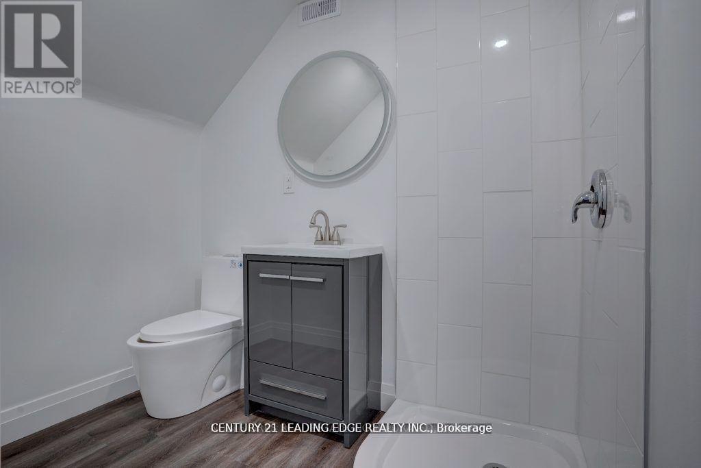 18 Ritchie Avenue, Belleville, Ontario  K8P 3V9 - Photo 8 - X13111496