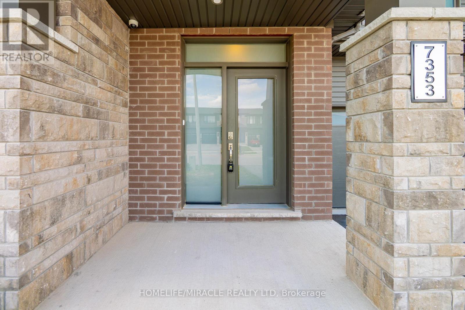 7353 Marvel Drive, Niagara Falls, Ontario  L2H 3V5 - Photo 4 - X13111568