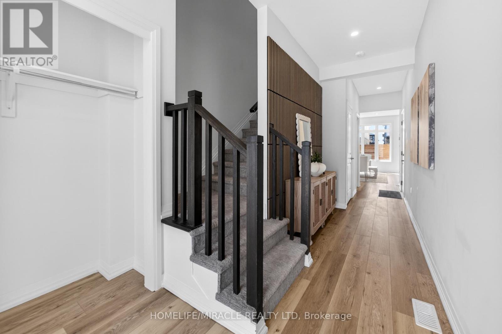 7353 Marvel Drive, Niagara Falls, Ontario  L2H 3V5 - Photo 5 - X13111568