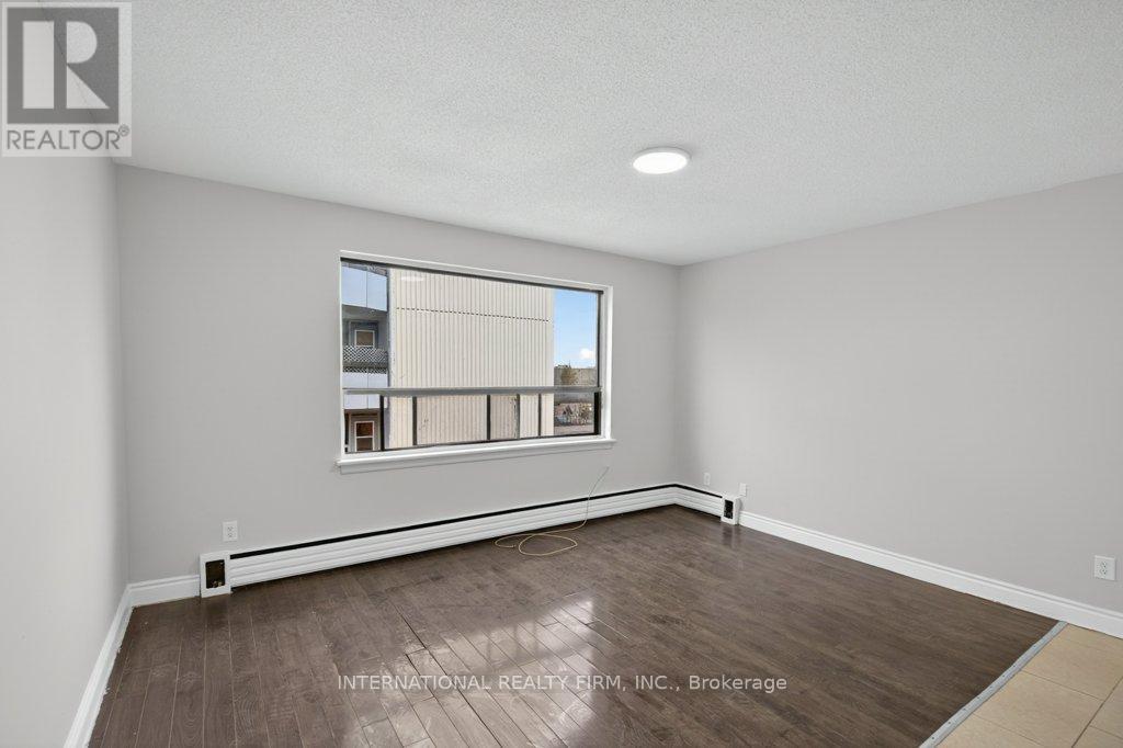 303 - 295 Melvin Avenue, Hamilton, Ontario  L8H 2K6 - Photo 10 - X13111600