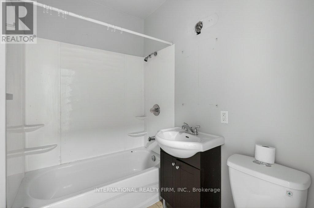 303 - 295 Melvin Avenue, Hamilton, Ontario  L8H 2K6 - Photo 21 - X13111600