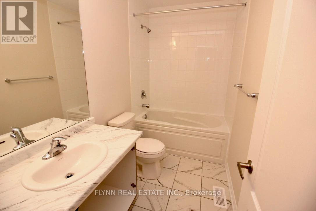 272 Explorer Way, Thorold, Ontario  L2V 0K2 - Photo 12 - X13111628