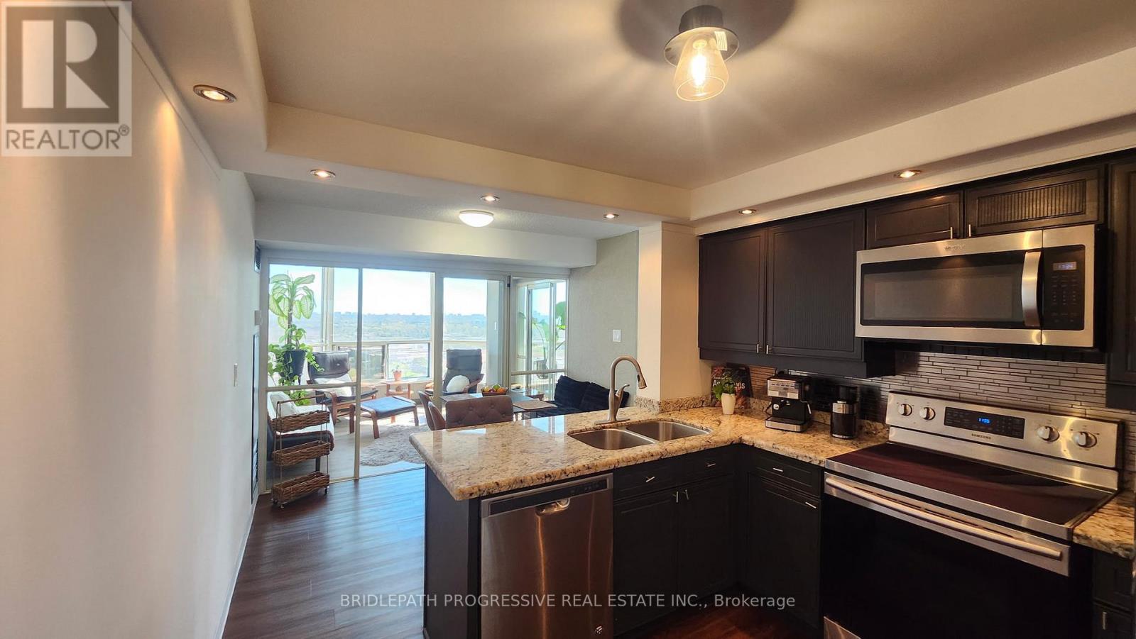 1505 - 7300 Yonge Street, Vaughan, Ontario  L4J 7Y5 - Photo 10 - N13026470