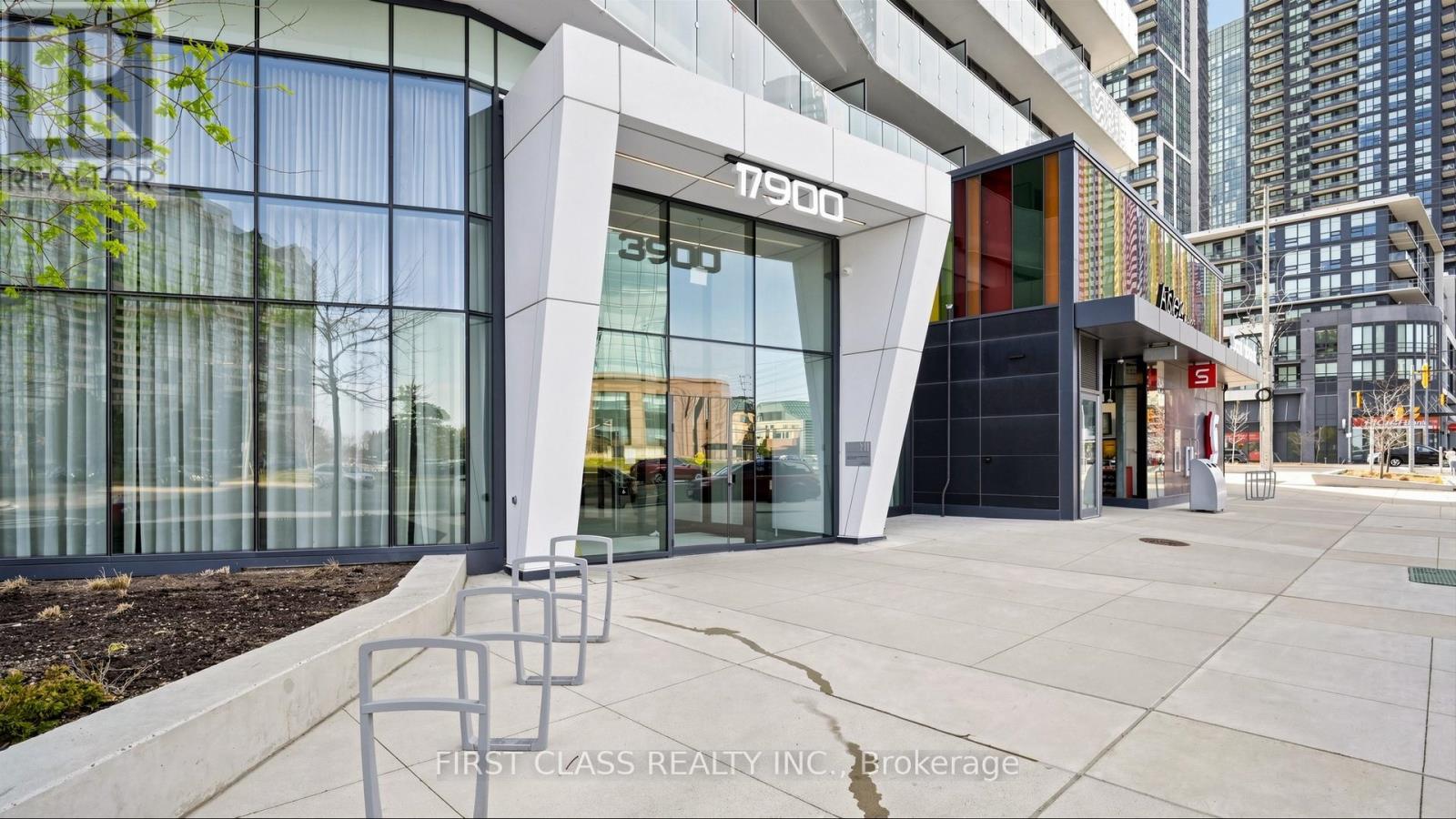 3900 Confederation Parkway, Mississauga, Ontario  L5B 0M3 - Photo 3 - W13106478