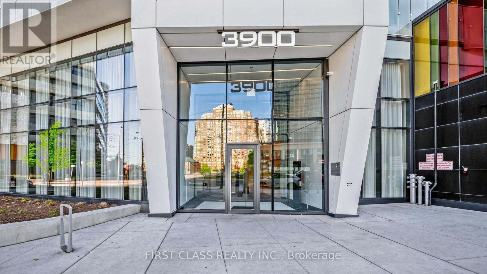 3900 Confederation Parkway, Mississauga, Ontario  L5B 0M3 - Photo 4 - W13106478