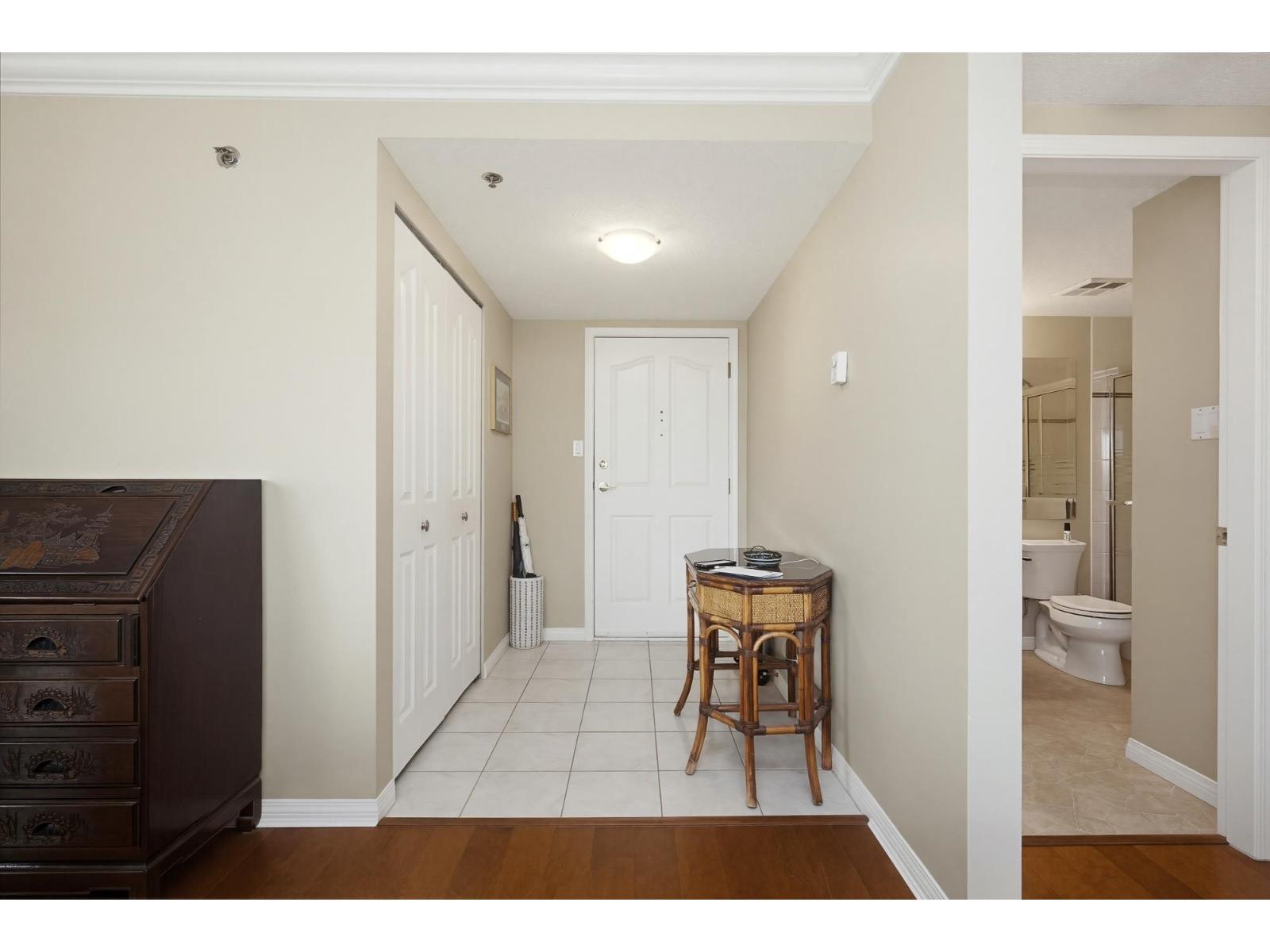 703 32440 Simon Avenue, Abbotsford, British Columbia  V2T 5R3 - Photo 5 - R3121532