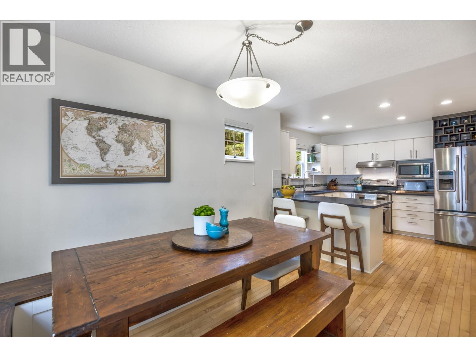 2 3939 Indian River Drive, North Vancouver, British Columbia  V7G 2P5 - Photo 10 - R3121832