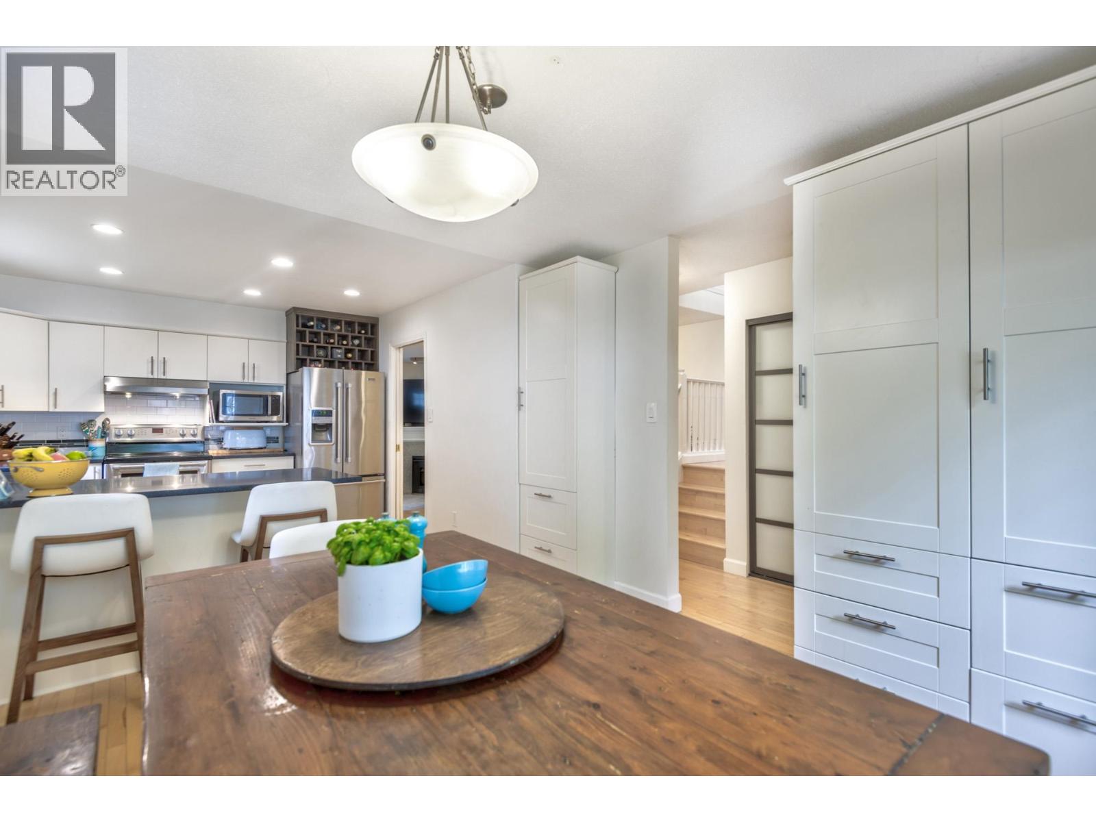2 3939 Indian River Drive, North Vancouver, British Columbia  V7G 2P5 - Photo 11 - R3121832