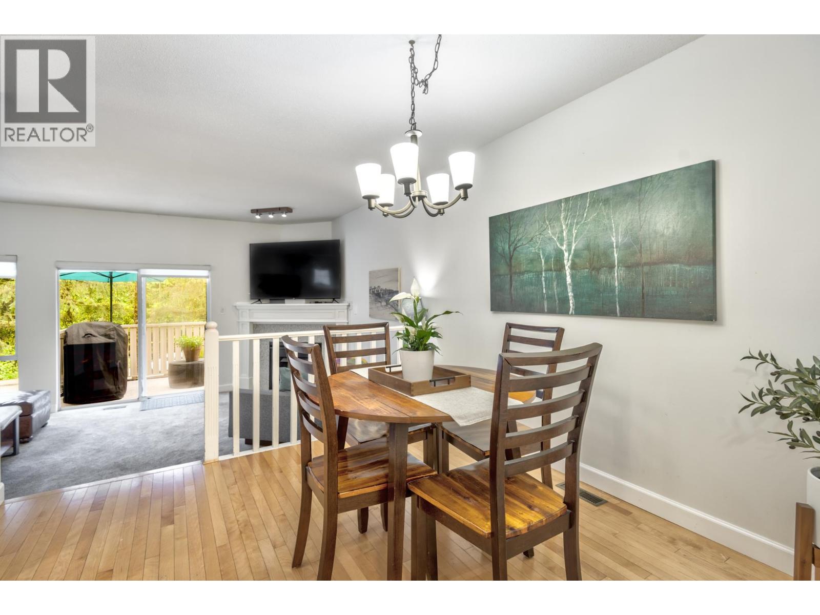 2 3939 Indian River Drive, North Vancouver, British Columbia  V7G 2P5 - Photo 16 - R3121832