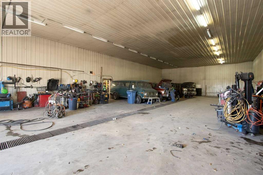 5035 Township Road 334, Rural Mountain View County, Alberta  T0M 1X0 - Photo 46 - A2307372