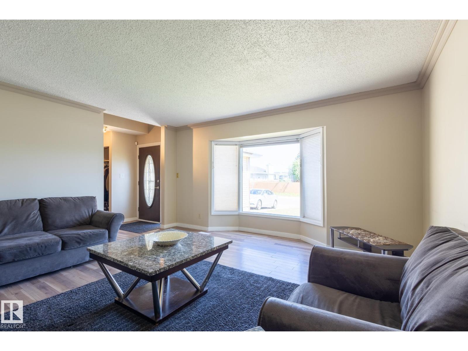 18012 96 St Nw, Edmonton, Alberta  T5Z 2G5 - Photo 4 - E4486988
