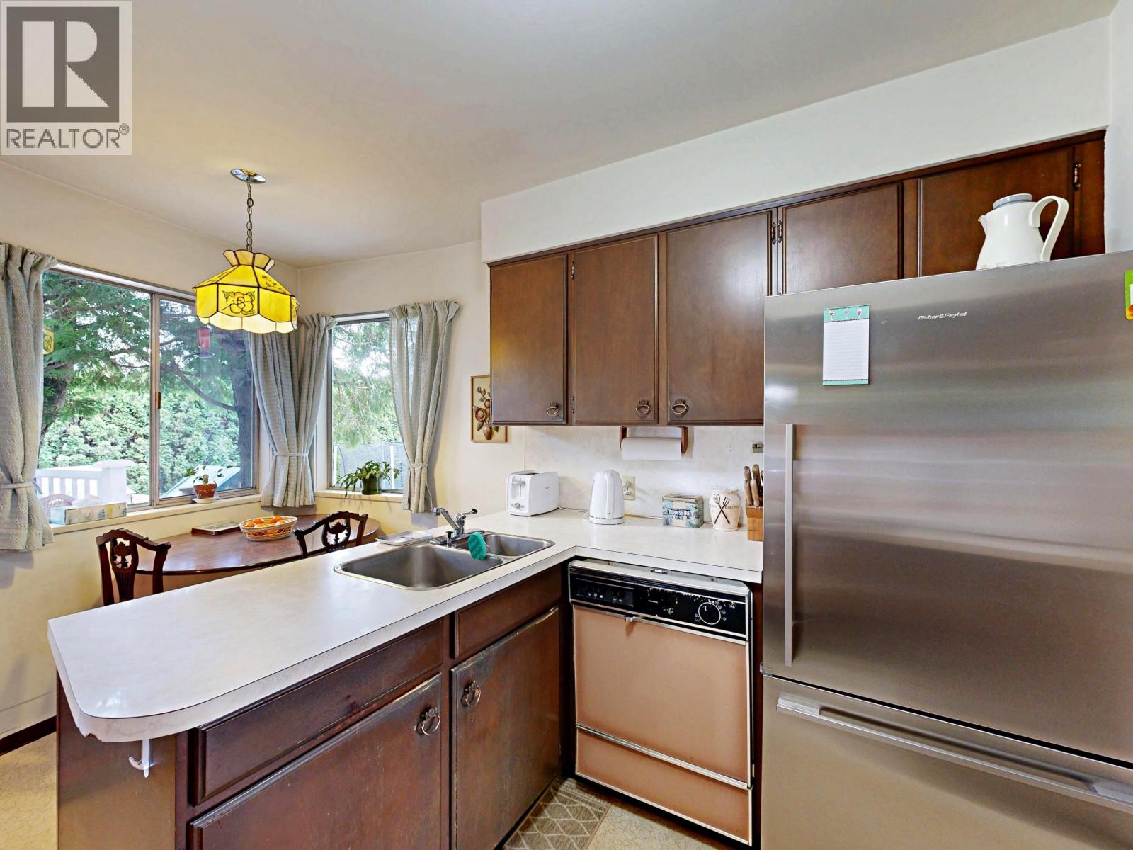 7287 Shawnee Place, Vancouver, British Columbia  V5S 2Y9 - Photo 11 - R3121845