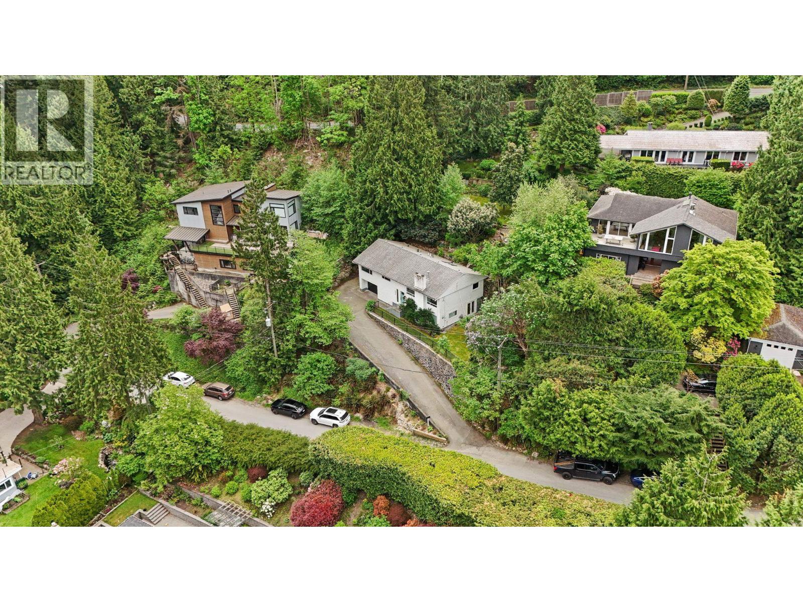 5566 Gallagher Place, West Vancouver, British Columbia  V7W 1N9 - Photo 31 - R3121847