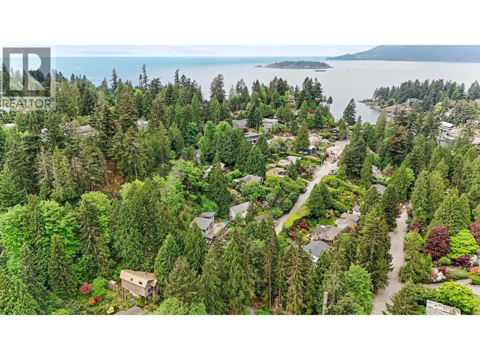 5566 Gallagher Place, West Vancouver, British Columbia  V7W 1N9 - Photo 32 - R3121847