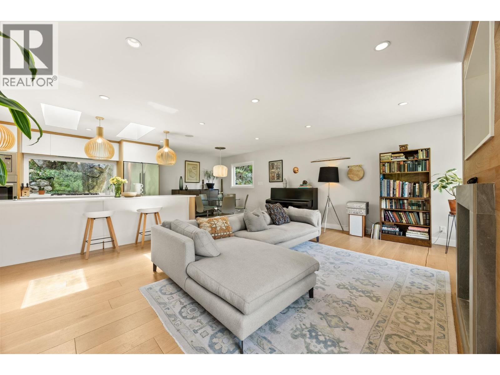 5566 Gallagher Place, West Vancouver, British Columbia  V7W 1N9 - Photo 6 - R3121847