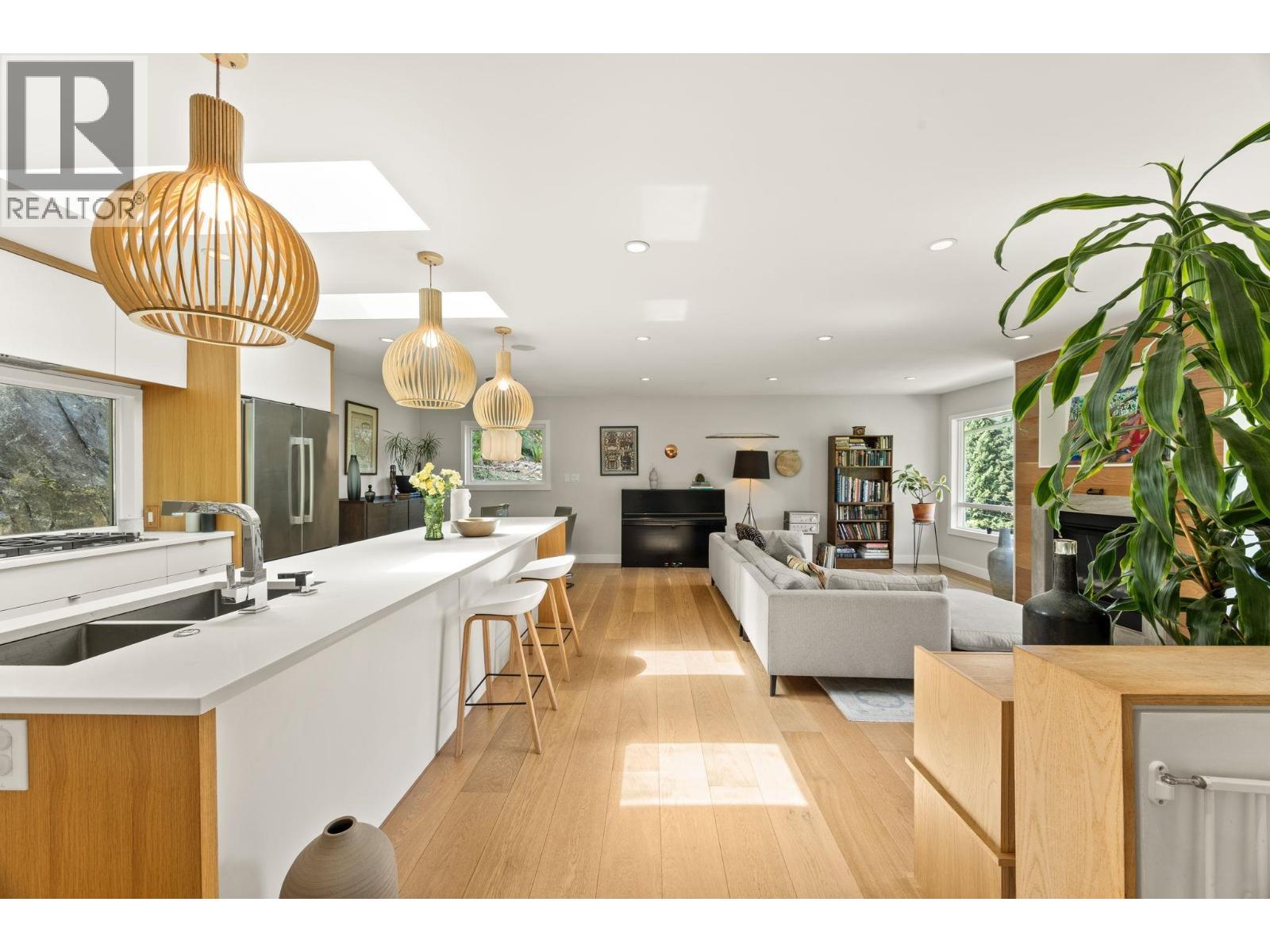 5566 Gallagher Place, West Vancouver, British Columbia  V7W 1N9 - Photo 7 - R3121847