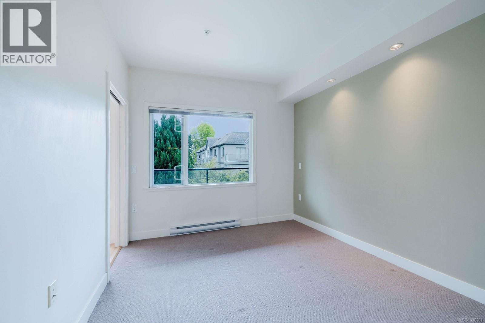 203 3614 Richmond Rd, Saanich, British Columbia  V8P 4R5 - Photo 16 - 1036301