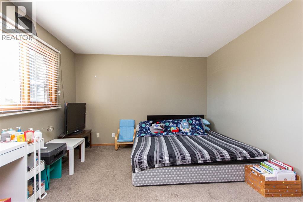 16 Davis Close, Red Deer, Alberta  T4R 2L4 - Photo 10 - A2309136