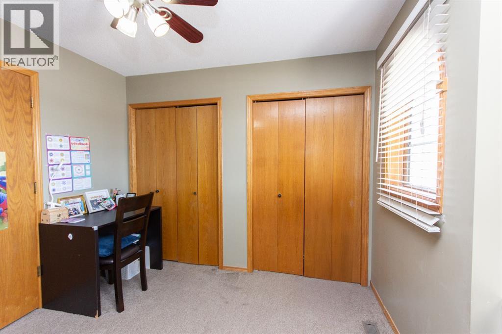 16 Davis Close, Red Deer, Alberta  T4R 2L4 - Photo 11 - A2309136