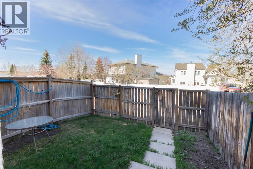 16 Davis Close, Red Deer, Alberta  T4R 2L4 - Photo 12 - A2309136