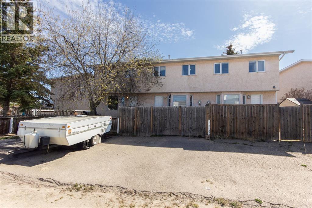 16 Davis Close, Red Deer, Alberta  T4R 2L4 - Photo 13 - A2309136