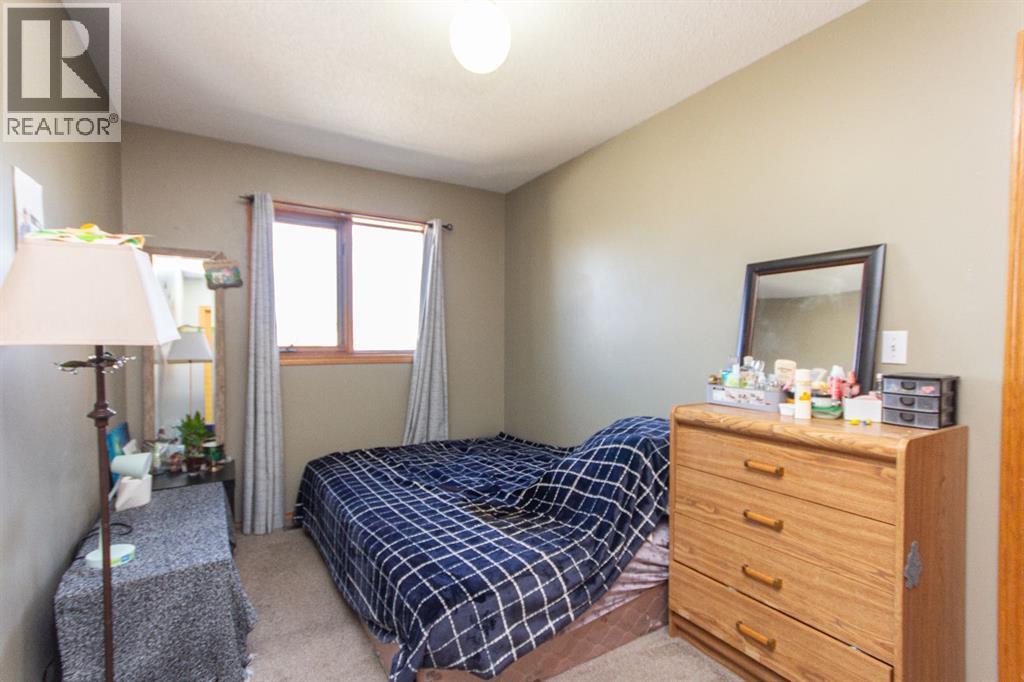16 Davis Close, Red Deer, Alberta  T4R 2L4 - Photo 7 - A2309136