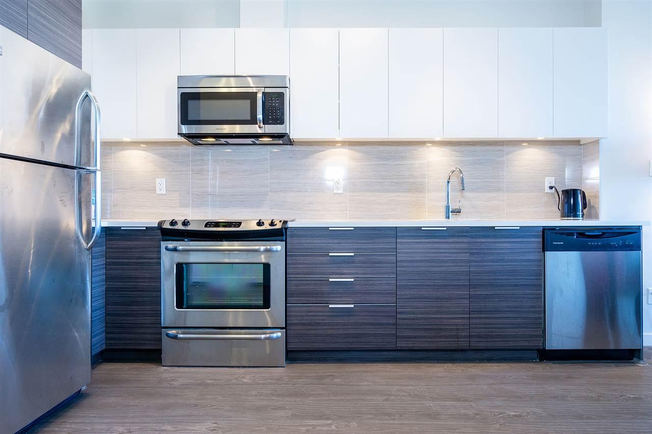 2602 13303 Central Avenue, Surrey, British Columbia  V3T 0K6 - Photo 4 - R3121945
