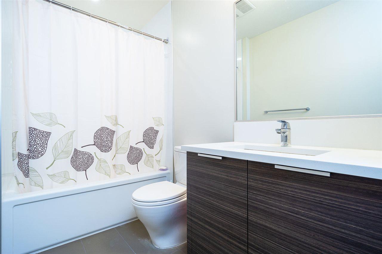 2602 13303 Central Avenue, Surrey, British Columbia  V3T 0K6 - Photo 9 - R3121945