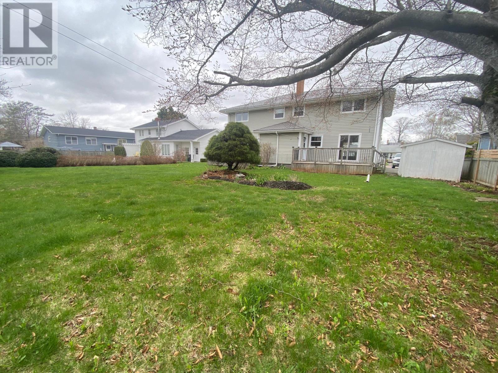 30-32 Colonel Gray Drive, Charlottetown, Prince Edward Island  C1A 2S7 - Photo 5 - 202610450