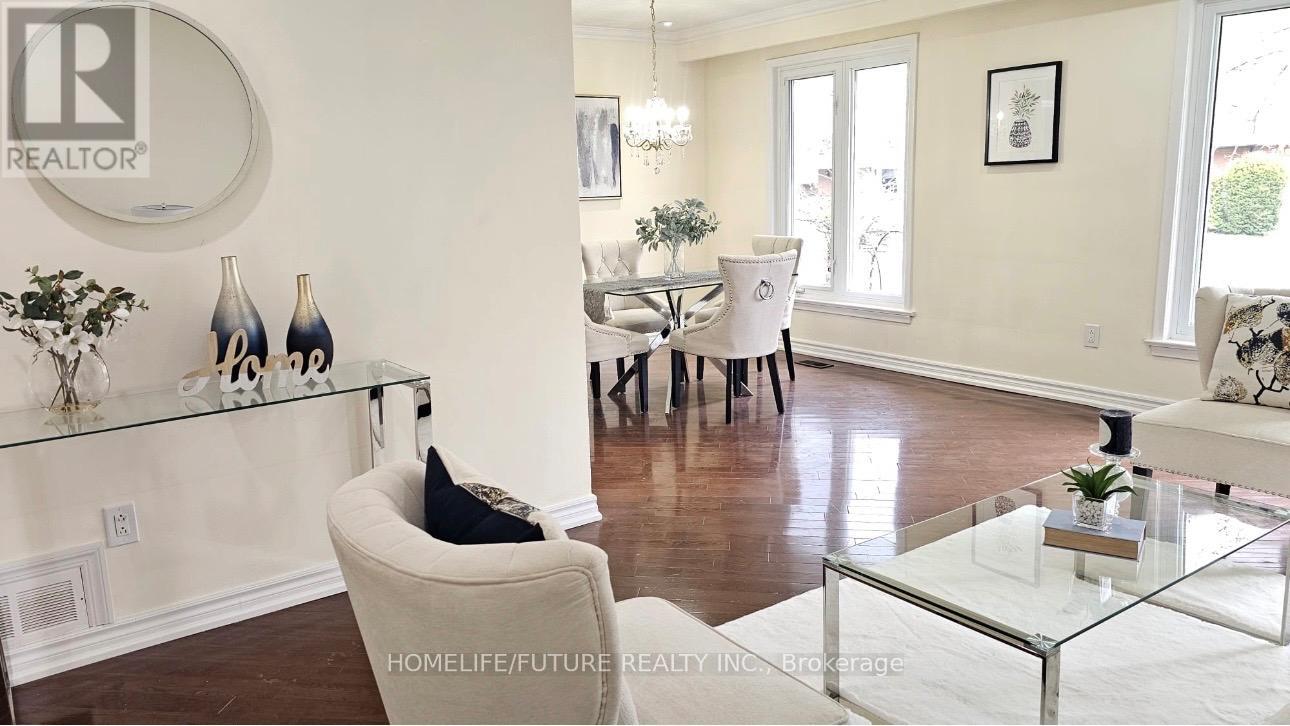9 Faraday Drive, Toronto, Ontario  M1H 2R9 - Photo 7 - E13108478