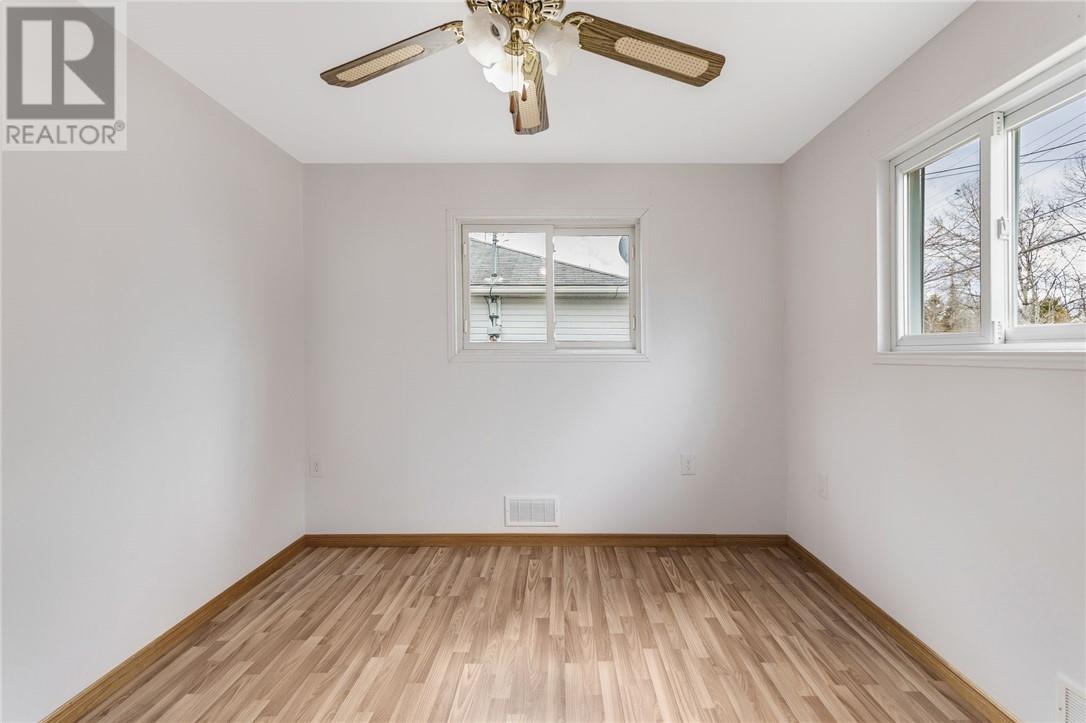 14 Pine Street, Onaping, Ontario  P0M 2R0 - Photo 20 - 2127635